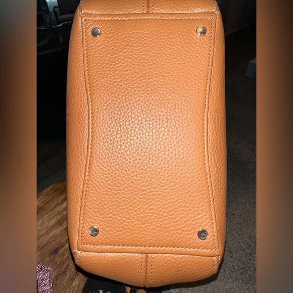 Kate Spades Dumpling bag - Picture 6 of 10